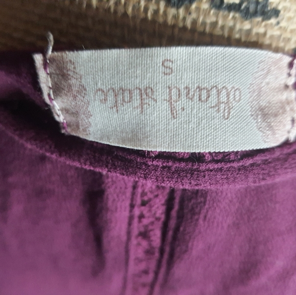 Altar'd State Bell Sleeve Blouse Small - Picture 3 of 6